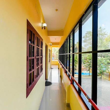 Thomson Regency Hotell Alwaye Exteriör bild